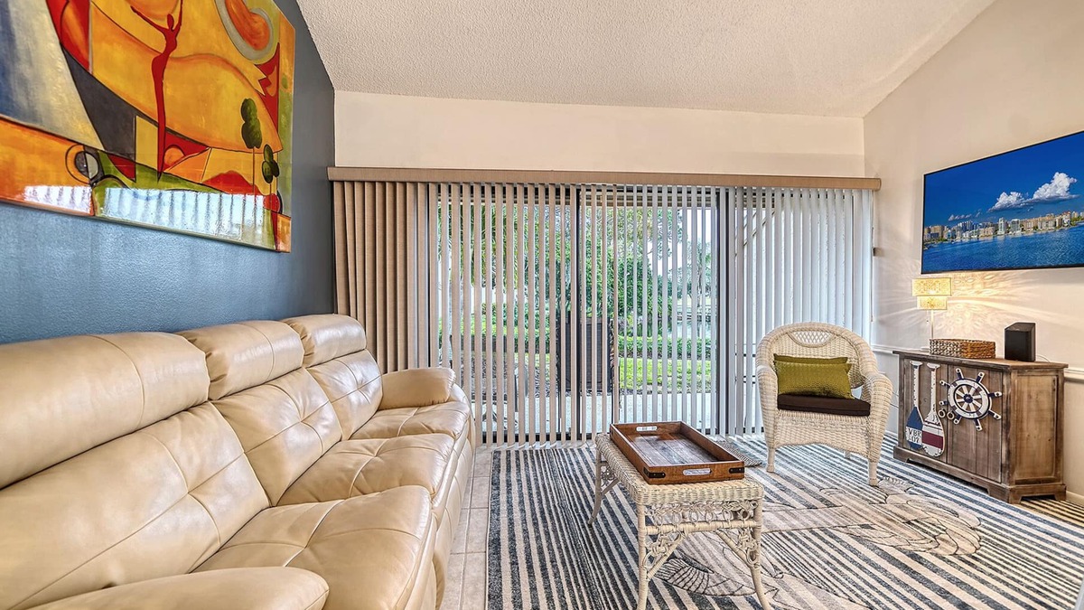 The Meadows Condo | NEW! Cozy 1/1 condo The Meadows Peaceful Pond View