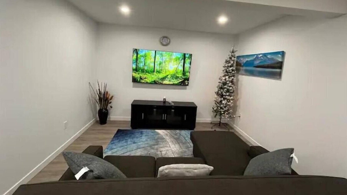 Saskatoon House | New cozy suite in brighton, saskatoon Sk