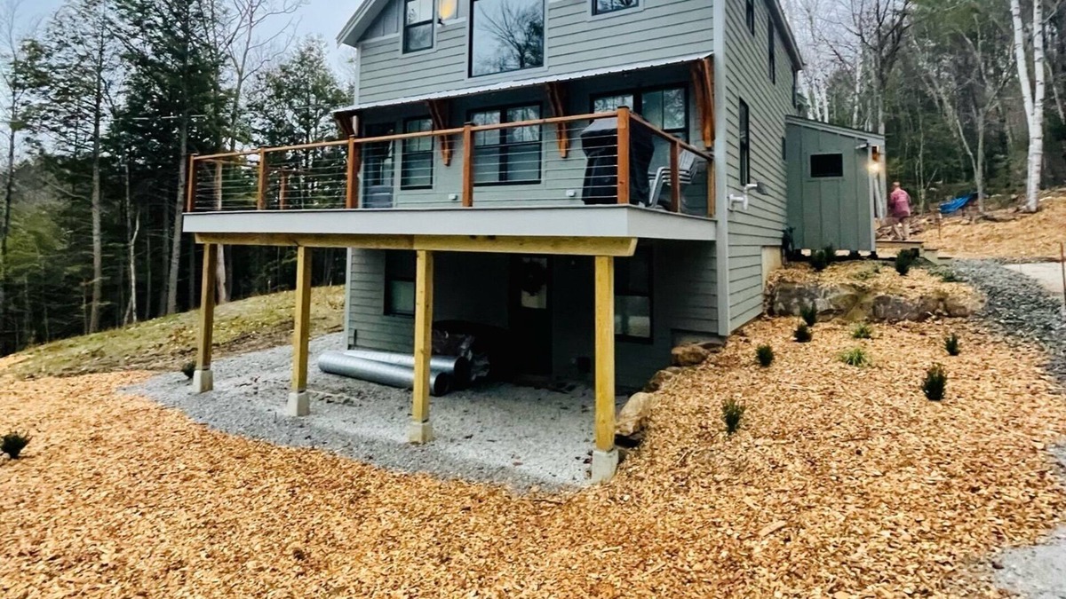 Campton Cabin | New Cozy Timber Frame Mountain Retreat- Waterville Estates