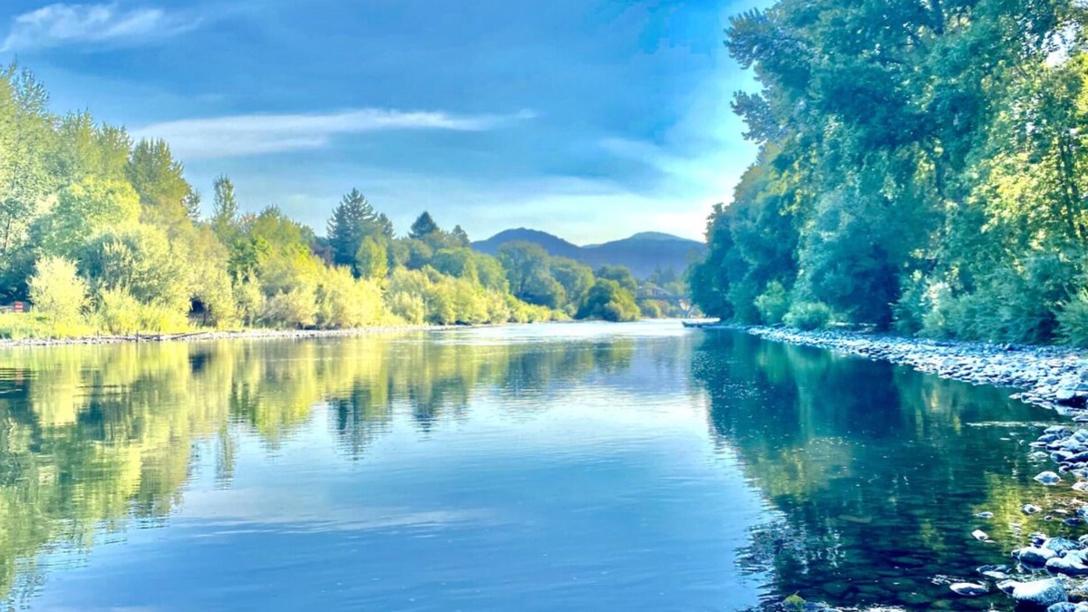 Grants Pass House | New Custom River Front Acreage 3-4 Bed 3.5 Bath Home