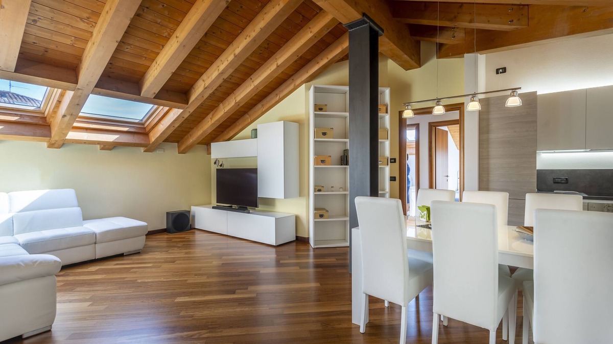 Palmanova Apartment | New Deal - APT with Terrace & Jacuzzi