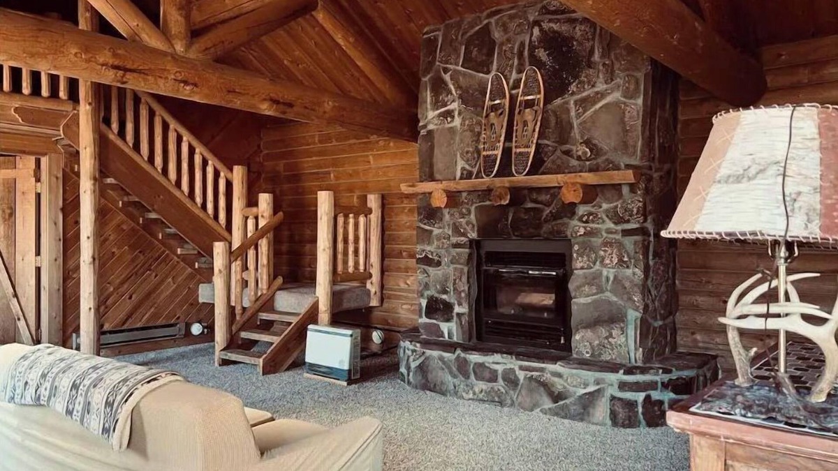 Bailey Cabin | New - Deer Creek Lofted Cabin Getaway