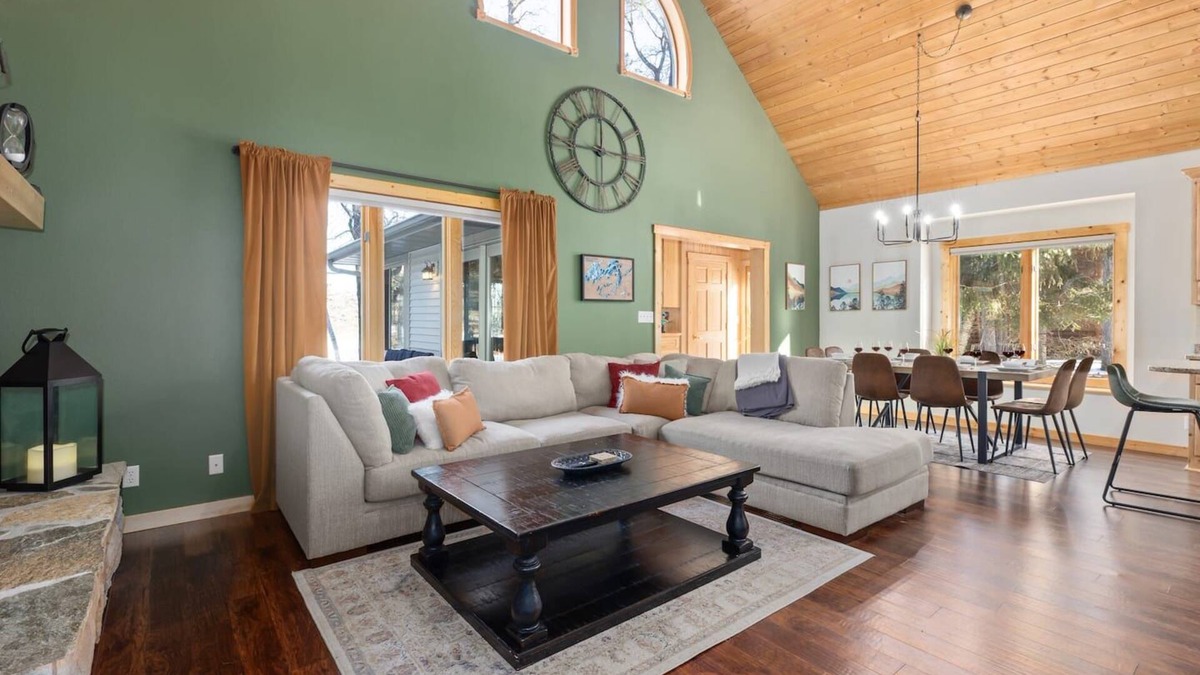 Crosslake House | NEW DESIGN~Summer on Chain of Lakes~Kings~Game Room