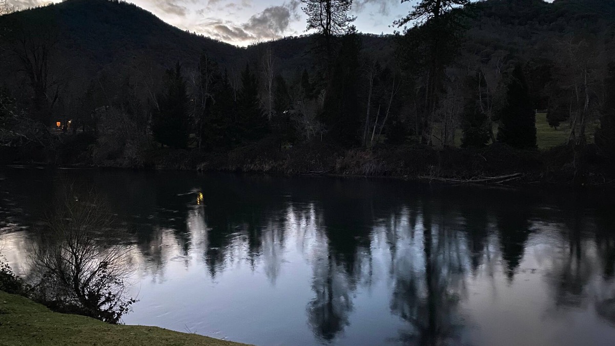 Gold Hill House | New - Down By The Rogue River - With Fire Pit