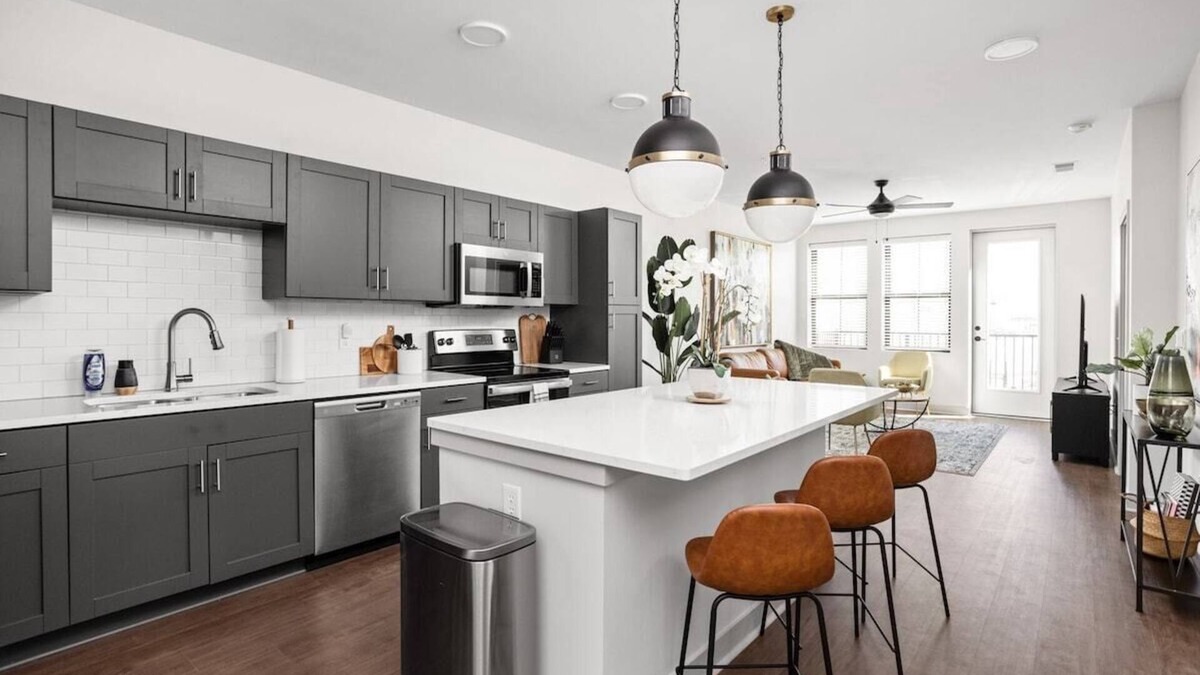 Speedway Condo | New Downtown Apartment - Next to Motor Speedway!