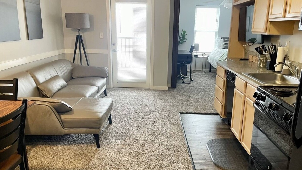 Downtown Indianapolis Apartment | NEW! DTWN Suite! Free Garage Parking