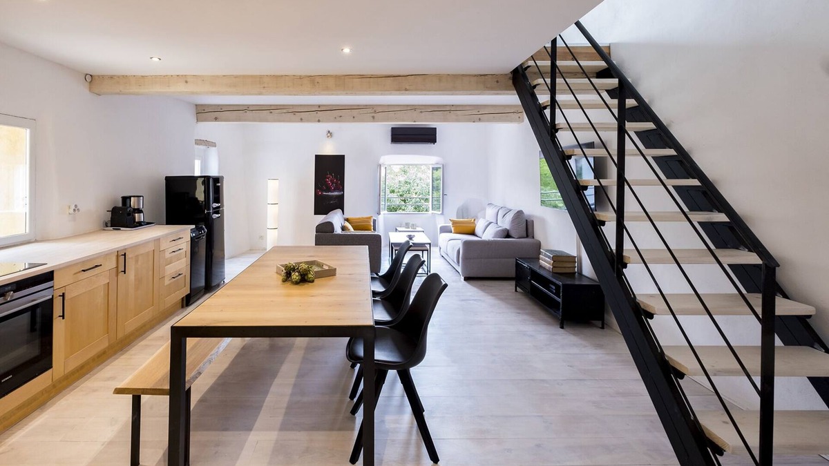 Ceret House | NEW Duplex centre Céret w/terrace & Canigou view