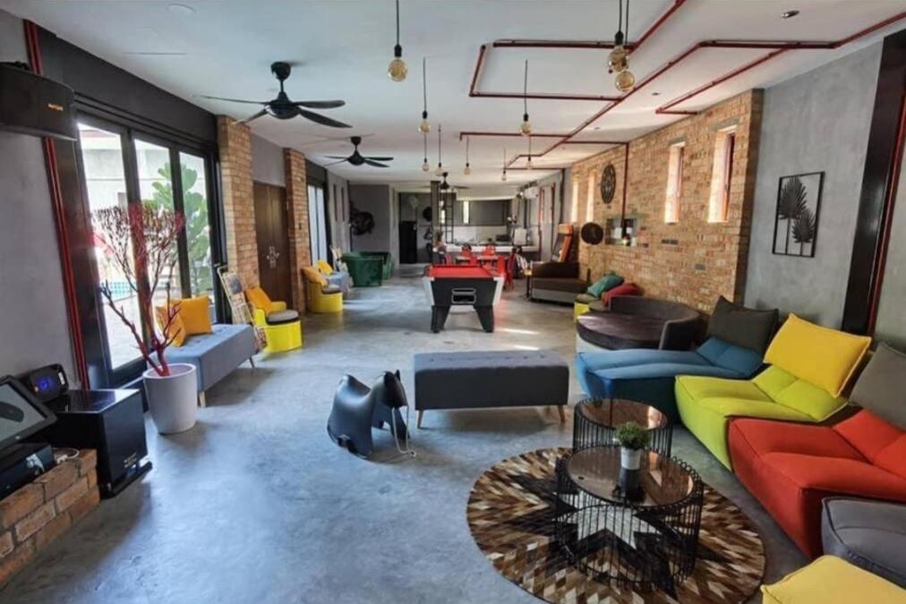 Kuala Klawang House | New DurianFarmBrick Villa22 pax FeldaTiTi