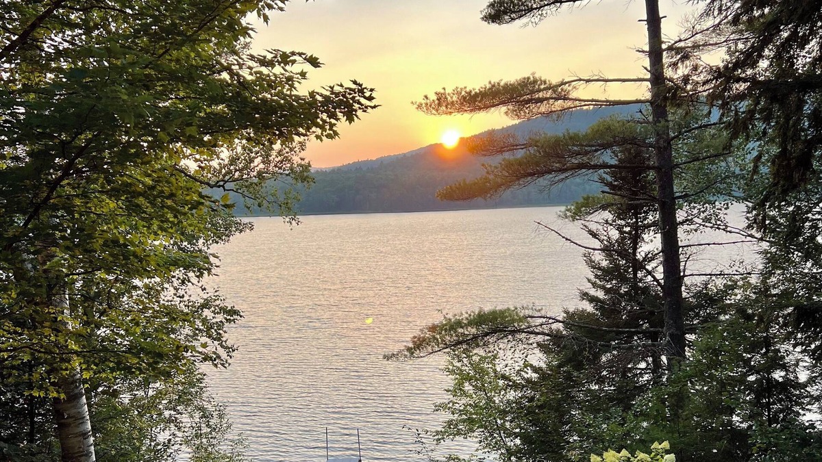 Plymouth House | New England Lakefront Fall Escape, Dogs Welcome