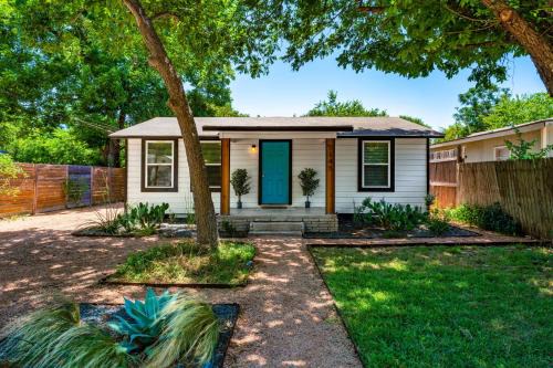 Dunbar House | New! Entire House, 5 Minutes from downtown