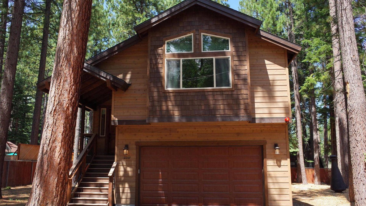Tahoe Island House | New ~* Family Oriented *~ House, 30+ Days