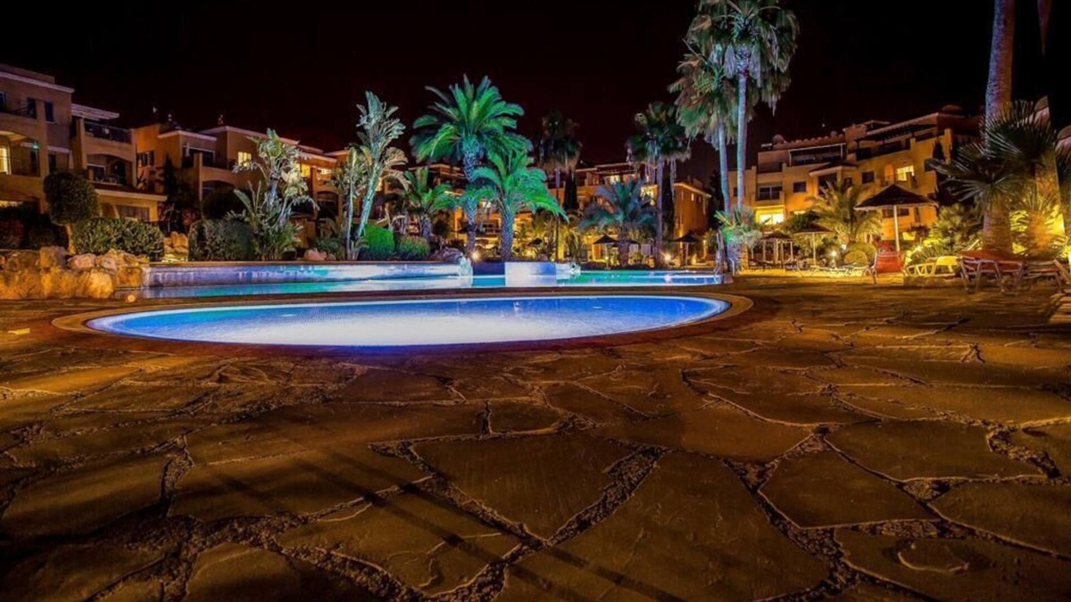 Paphos Apartment | *New* Fantastic Limnaria Gardens 2 Bed Ground Floor Apartment Close to the Beach
