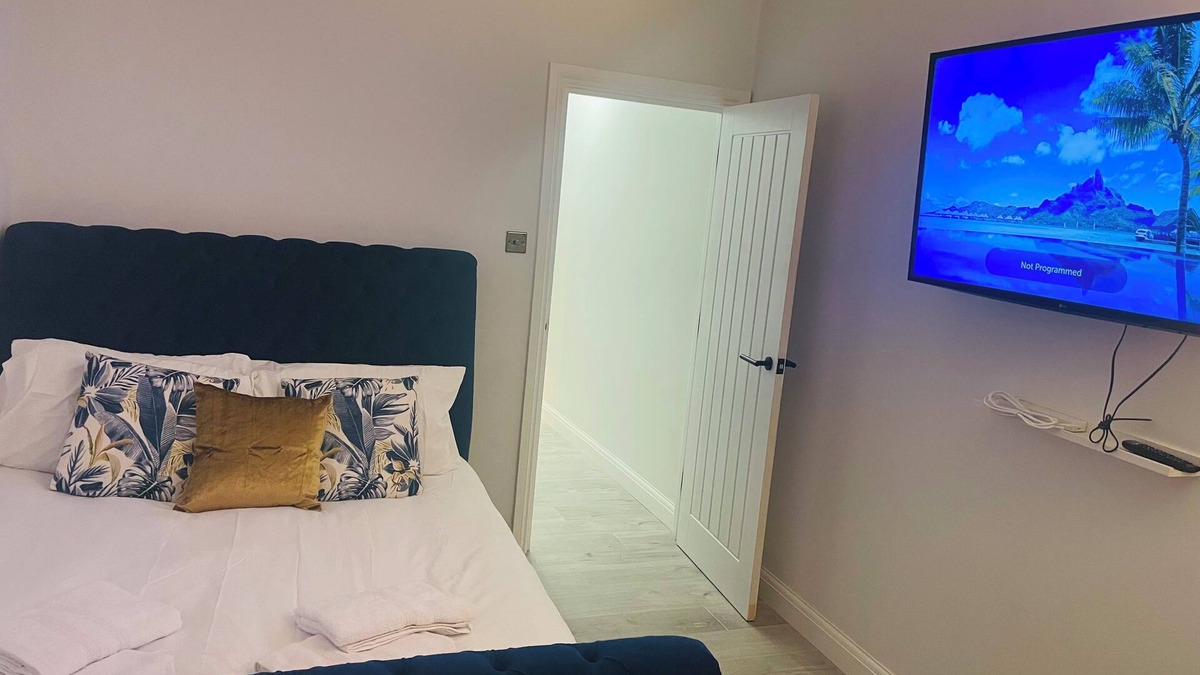 Anerley Apartment | New Flat 4 Mins Walk to Crystal Palace