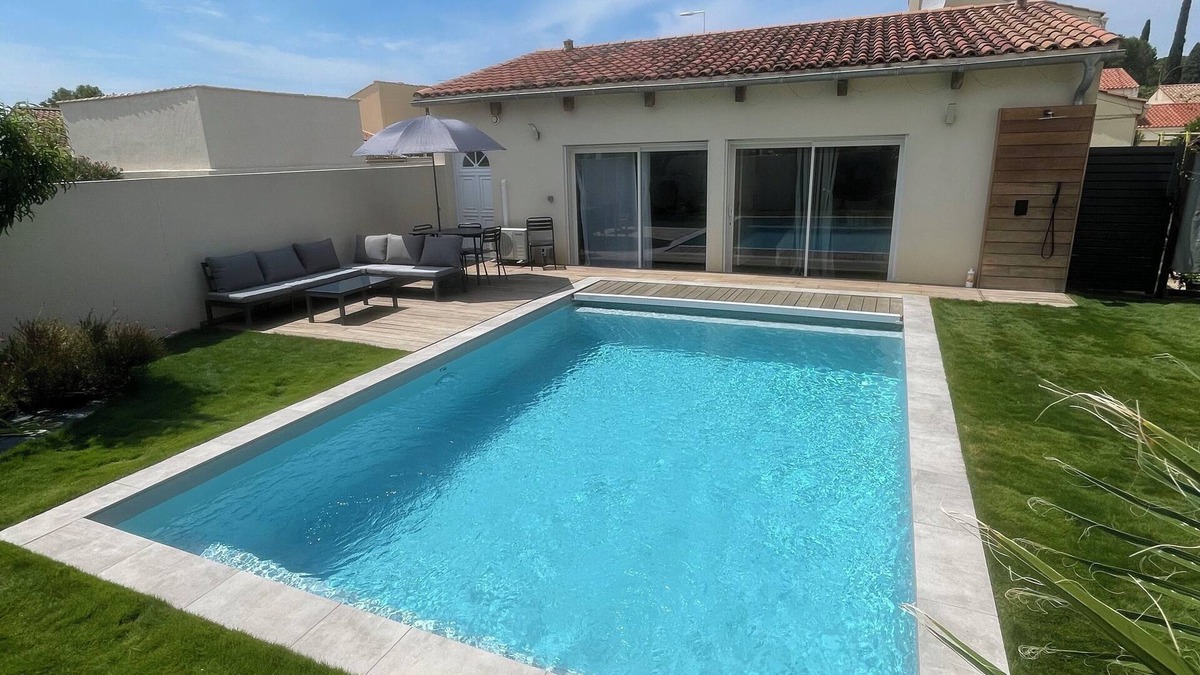Saint-Martin-de-Crau House | New, fully-equipped detached house with private pool for 2 people