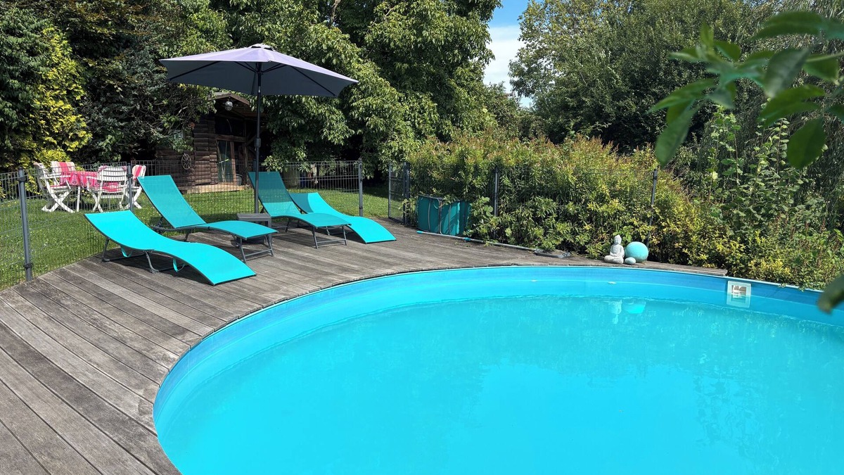 Limbourg Apartment | New gîte between Liège, Aix,Francorchamps.walks Forest Lake Swimming pool Plenty of games