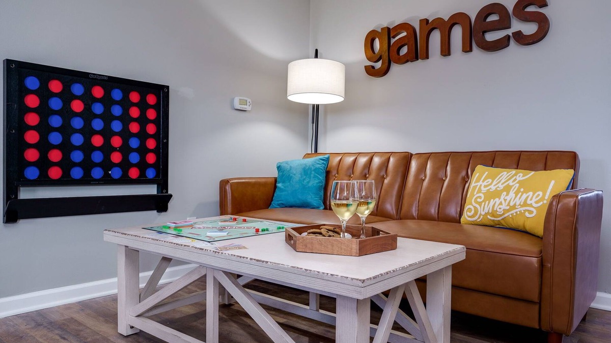 Huber Heights House | *New* Game room |King Bed|10 min to WPAFB, Airport