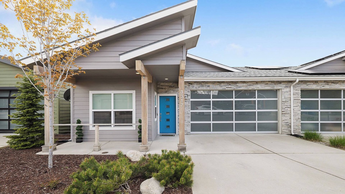 Coeur d'Alene House | NEW! Gated Serene Haven Retreat near Trails & River: Your Oasis in CDA!