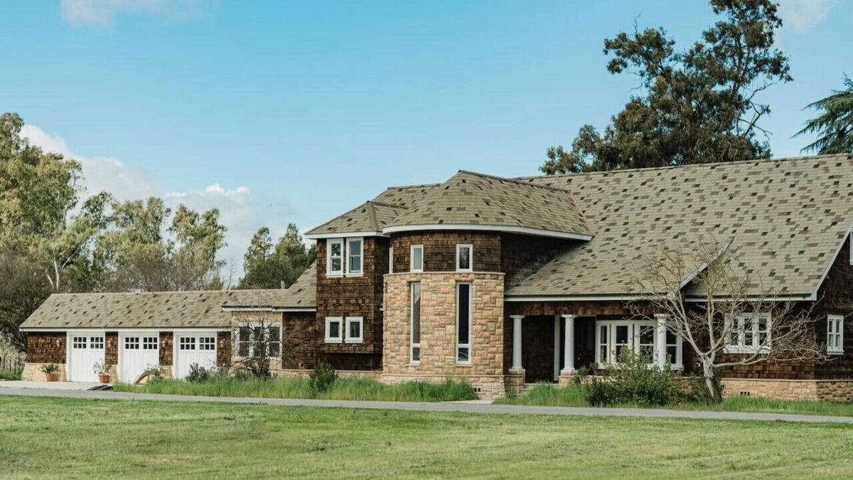 Gilroy House | NEW! Gilroy Farmhouse for Large Groups