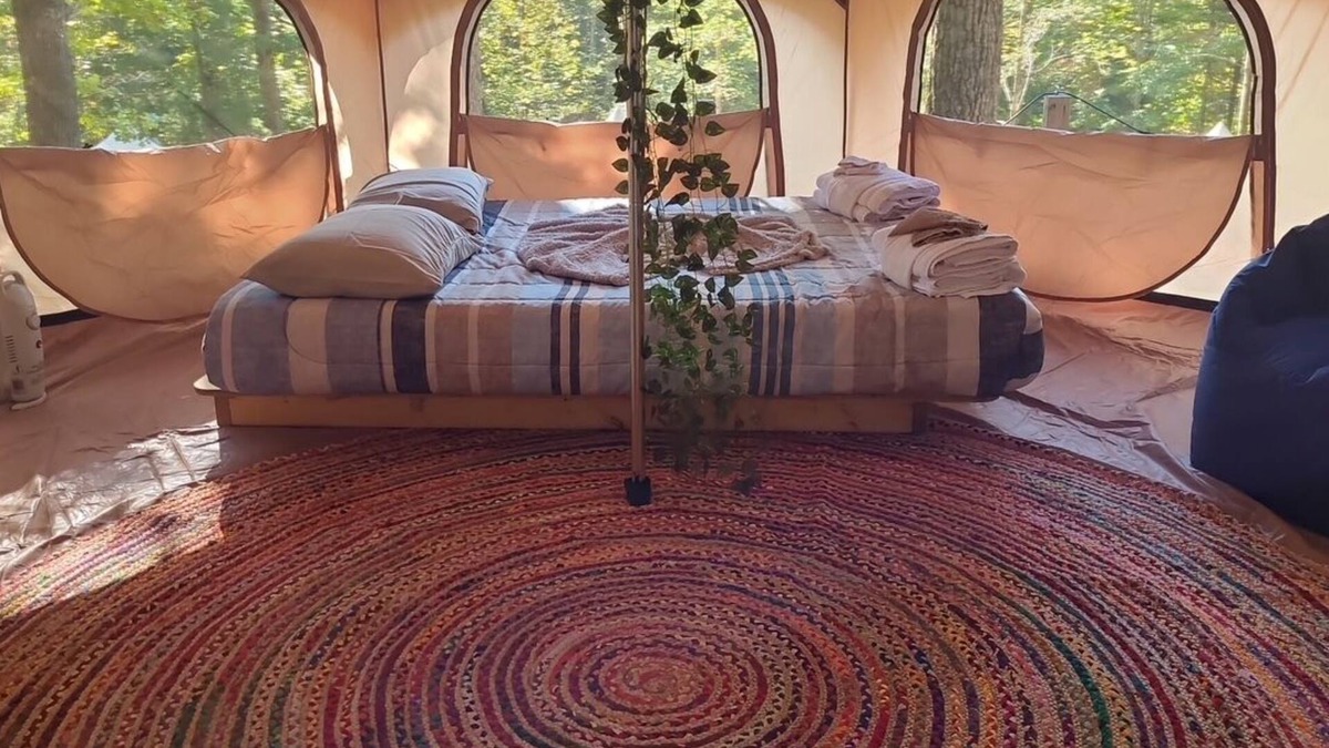 Stanton RV Rental | NEW! Glamping Yurt on w/Electric, Mini Fridge, Grill, Firepit Red River Gorge