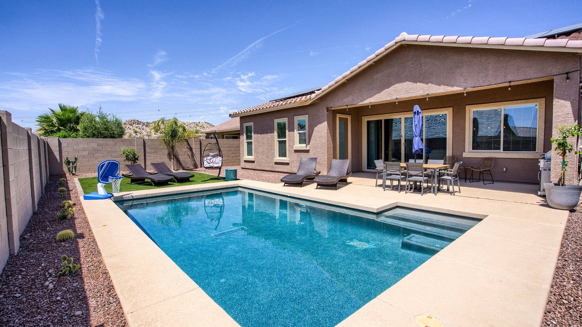 Montecito in Estrella House | NEW! GORGEOUS 4 Bed Desert Oasis with Pool!