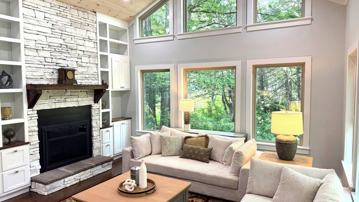 Mentone House | New Great Room addition, beautifully furnished & ready for your enjoyment!