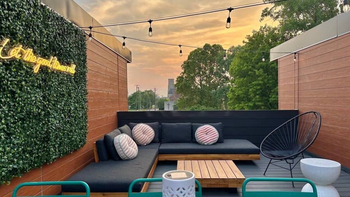 New Pathways Villa | NEW! Group Adventure Hub w/Private Roof Deck!