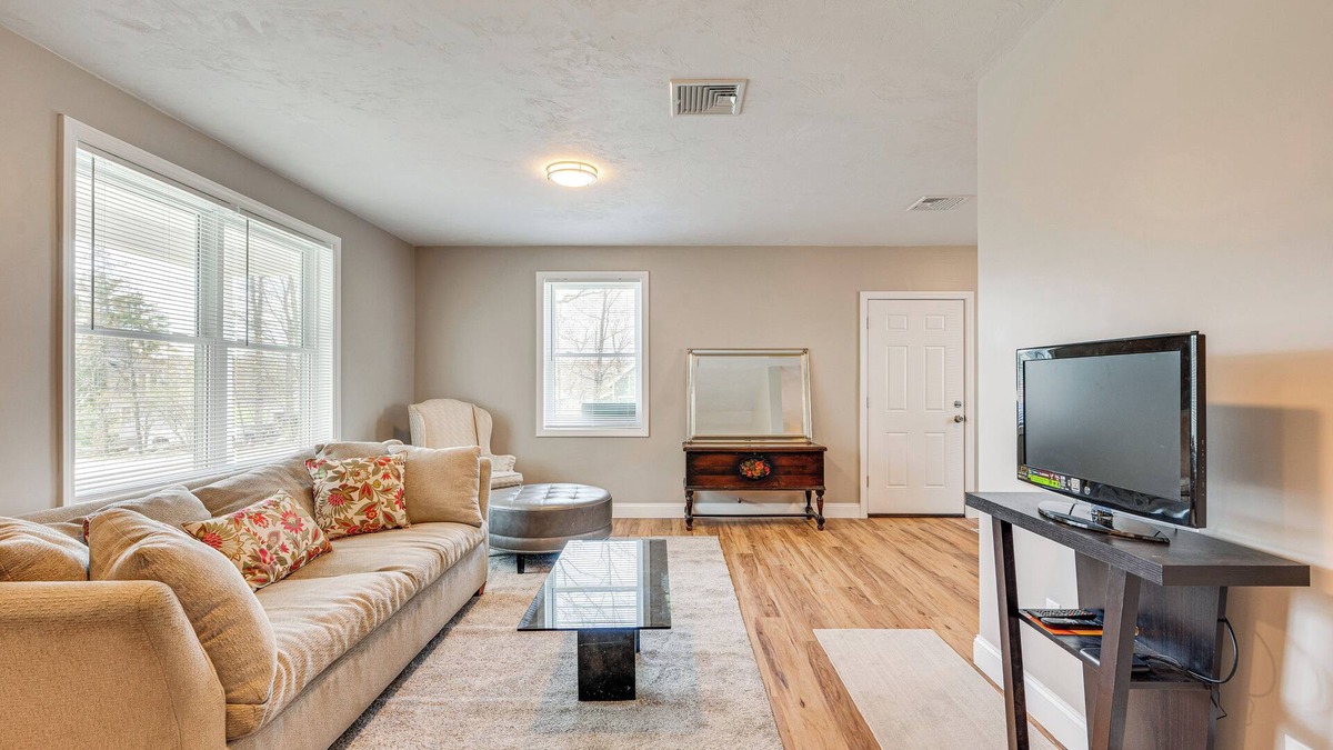 Tamworth House | New Hampshire Abode w/Mountain Views, Near Skiing