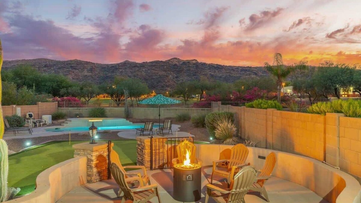 South Mountain House | *NEW* Heated Pool & Hot Tub Cozy Phoenix 4BR Oasis