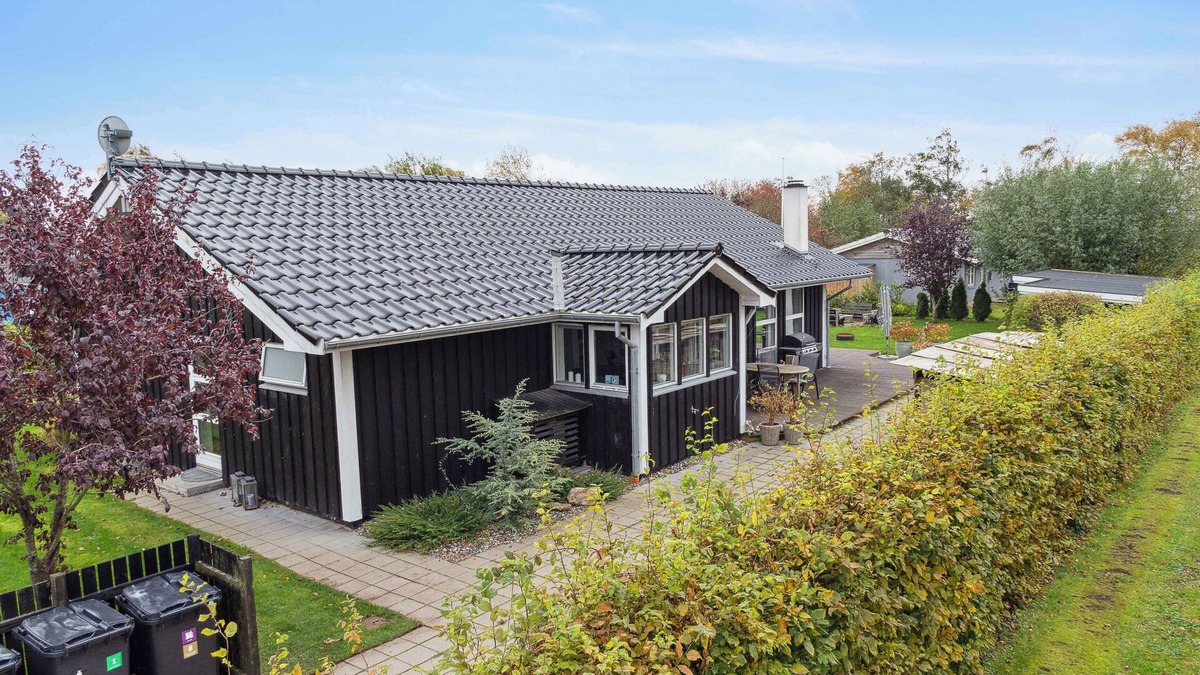 Dannemare House | New holiday home close to the beach
