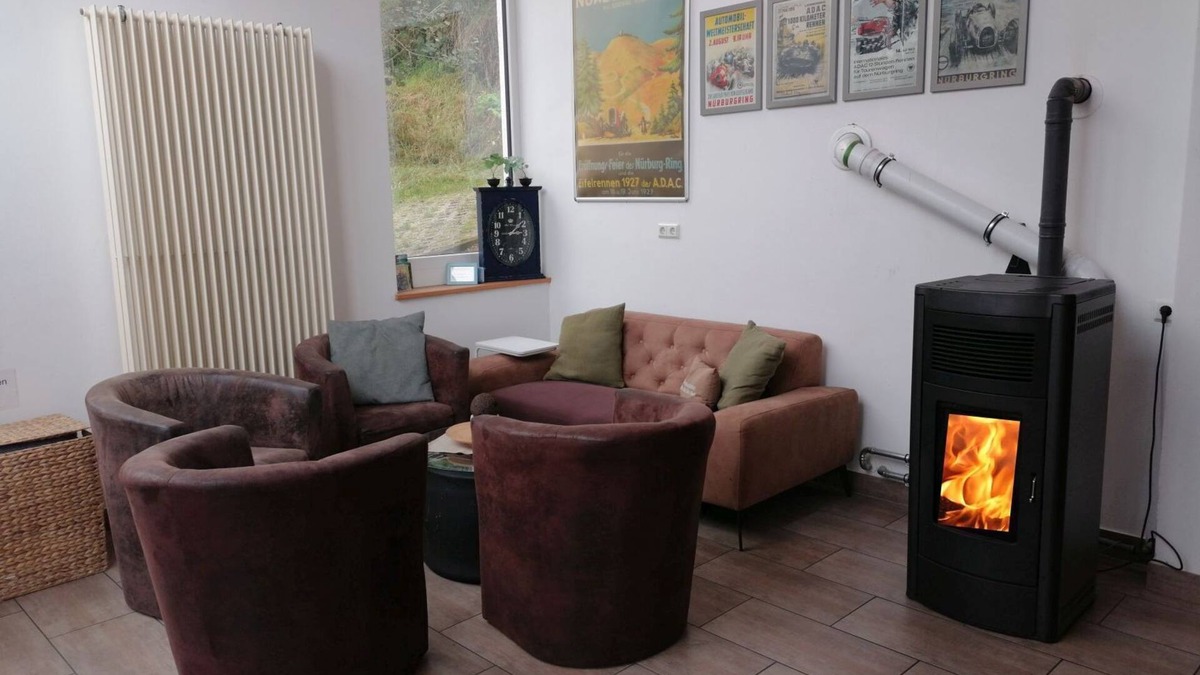 Zweifelscheid House | New holiday home Eifel-Atrium of the southern Eifel rock country