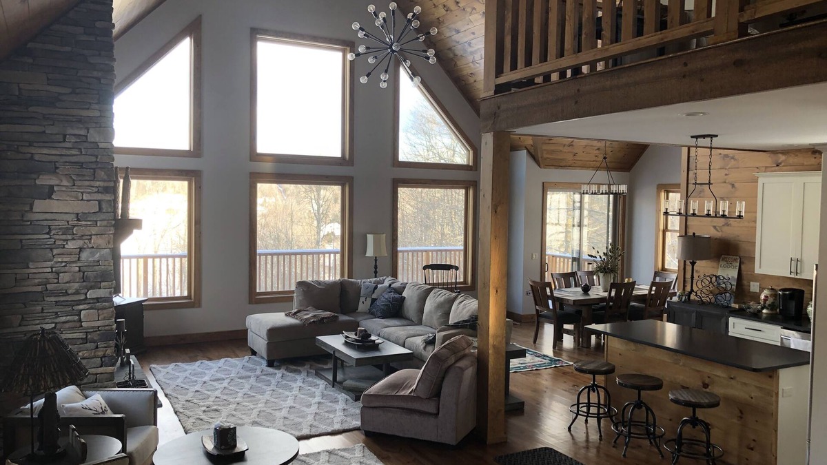 Windham House | "New Home" Idyllic Mt Views ,Pond & Horse farm views 2 min to Town