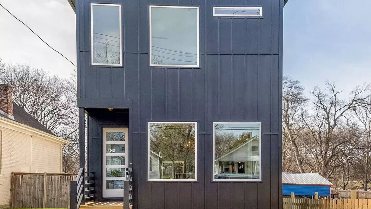 McFerrin Park House | New home in Nashville built in 2023! Extremely spacious, great for hostingn