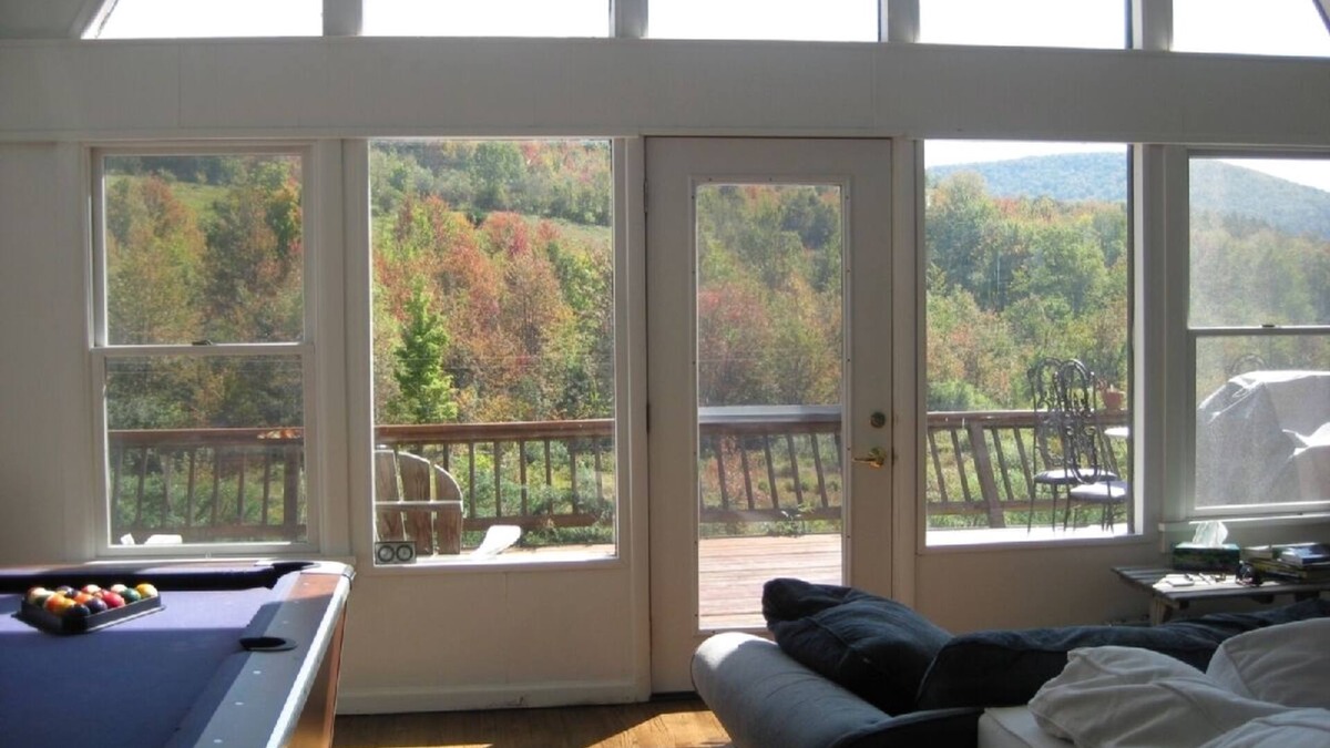 Fleischmanns House | NEW HOT TUB + MOUNTAIN VIEWS+200MPS NET= HAPPY