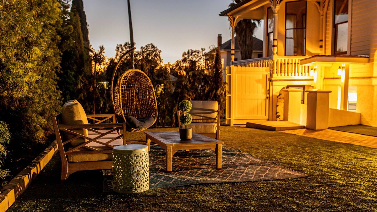 Hillcrest Condo | NEW! Hot Tub, Next to Convention C, Little Italy and Balboa! Families Welcome