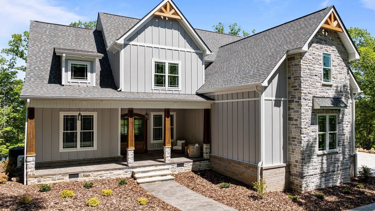 Southmont House | NEW HOUSE! 5 Bedroom-Pet Friendly-High Rock Lakefront Luxury in charming Denton