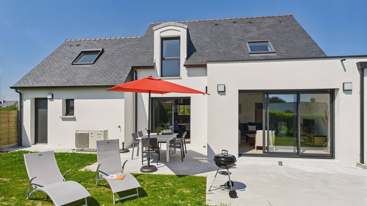 Loctudy Ski Chalet | New house 600m from the beach for 8