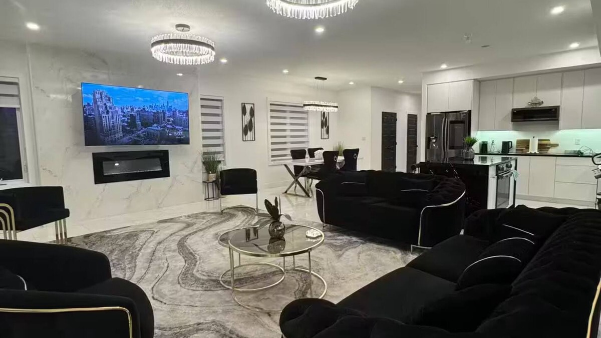 Stratford House | new house. built in 2022nn