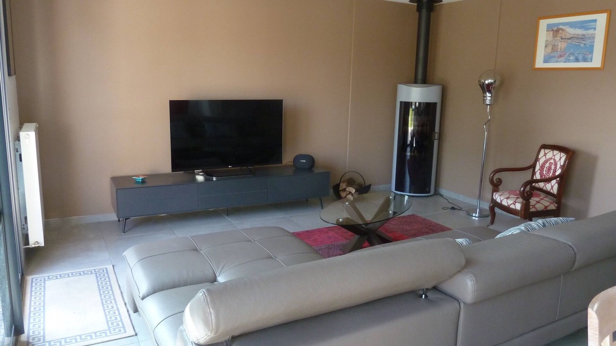 Pessac House | NEW HOUSE CONTEMPORARY CALM QUARTER