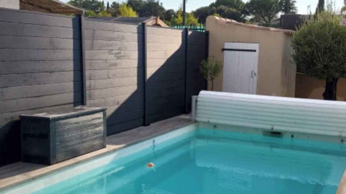 Charleval House | New house with pool at the foot of the Luberon