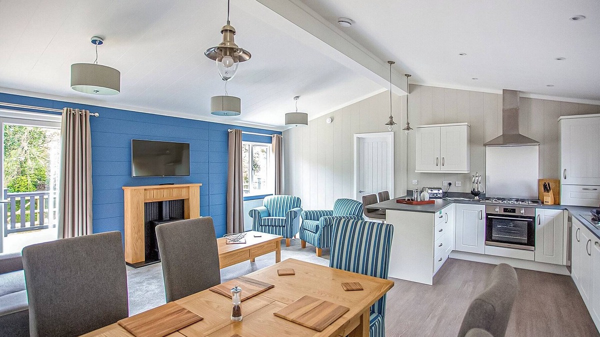Hoddesdon Ski Chalet | New in 2019 Two bedroomed lodge.
