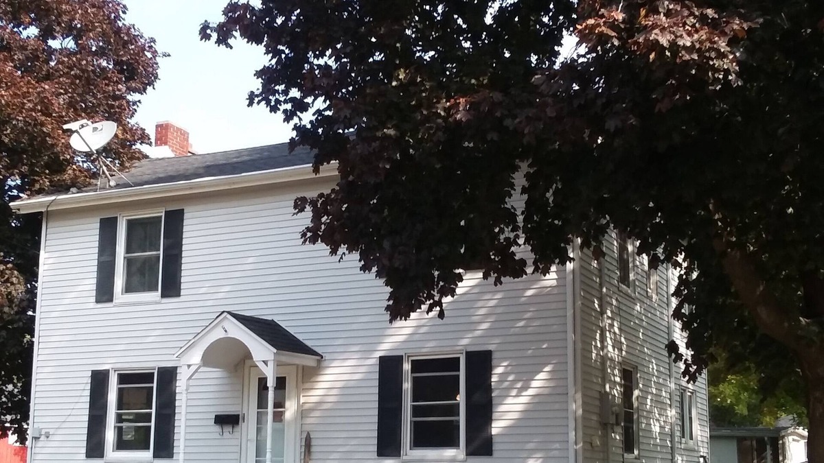 Platteville House | NEW in Platteville!