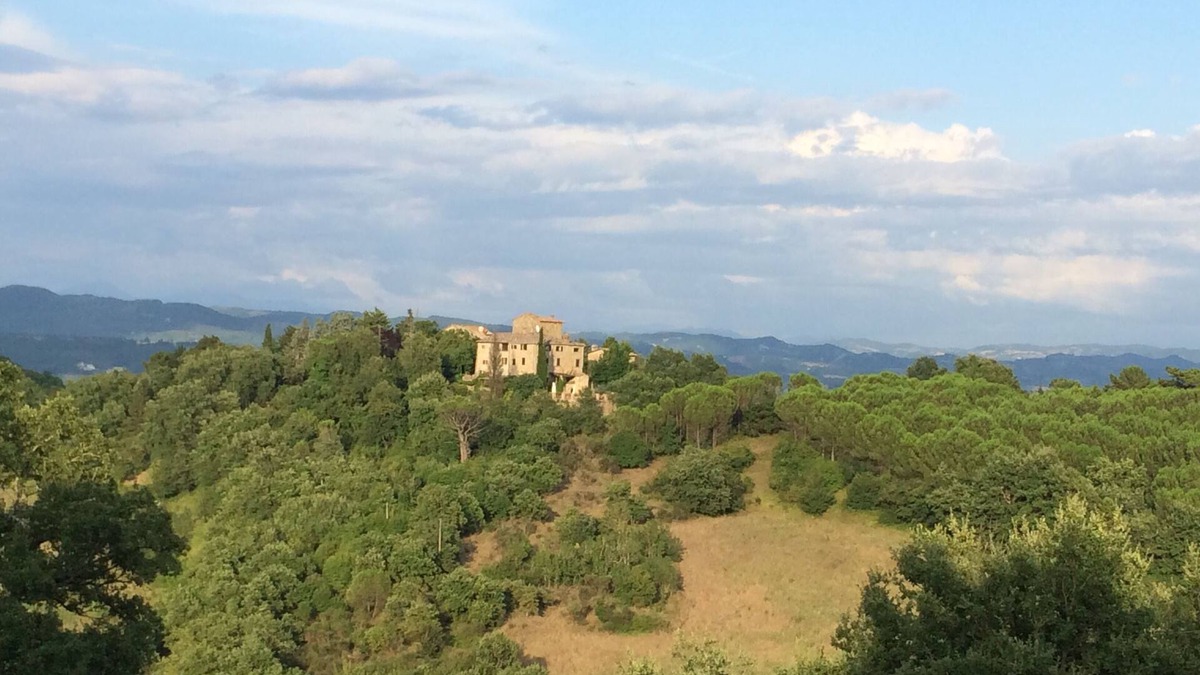 Bivio Lugnano Villa | NEW LISTING! Spectacular Hilltop Villa in Umbria