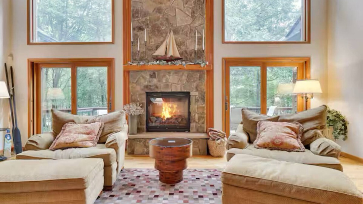 Briar Crest Woods Ski Chalet | NEW! Lake Front with Gameroom! Indoor and Outdoor Fireplaces!