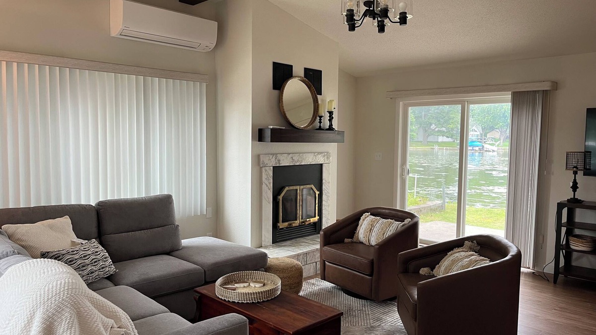 Holcombe Cabin | New Lake Holcombe listing 4 season, very cozy 2BR, 1BA sleeps 6