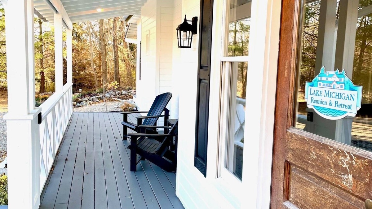 Union Pier Cabin | "New" Lake Michigan R & R Recently Completed Major Rehab