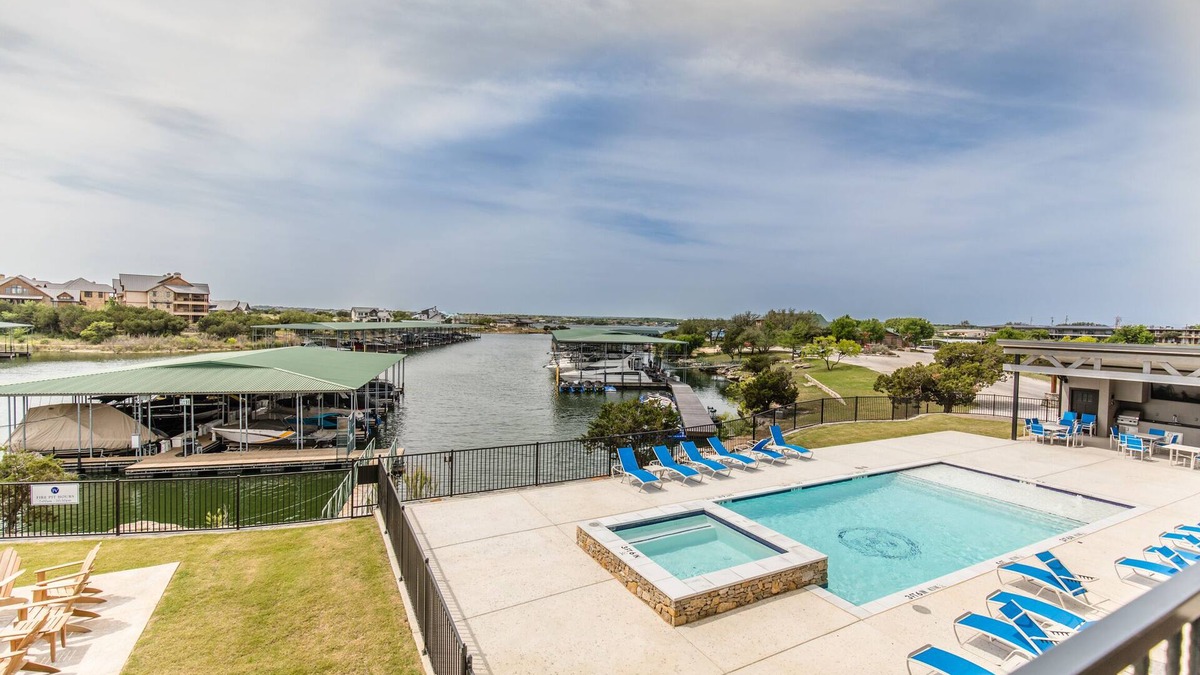 Graford Condo | New Lakefront Condo