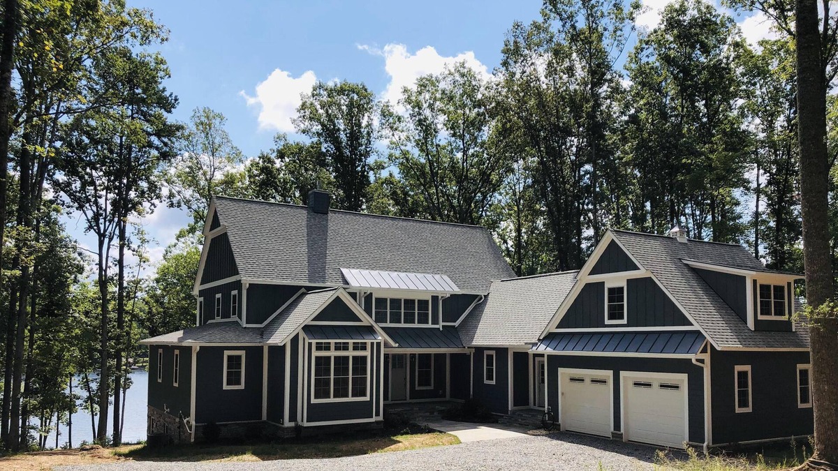 Bumpass House | New Lakefront Lake Anna Home; Sleeps 19 in Beds; Two-Slip Boat Dock