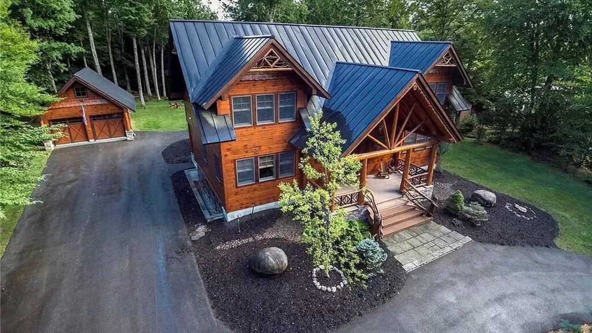 Old Forge House | New Large Adirondack Lodge with Pond Waterfront and A/C