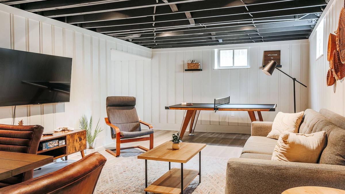 Lewis Mountain House | *NEW* Lewis Mtn Retreat: Walk to UVA & JPJ