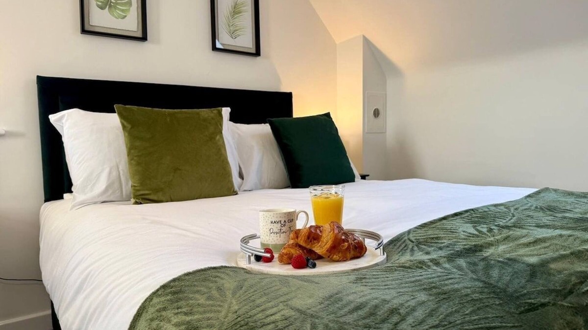 Birstall House | New Listed | 20%OFF — Family|WIFIParking|Sleeps13